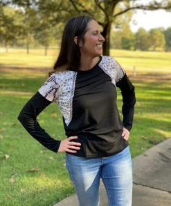 EPretty TOPS Mixed Print Black Tee