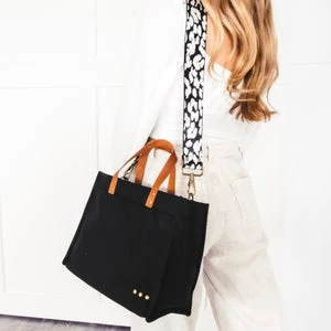 Pretty Simple ACCESSORIES Black Quilted Crossbody Tote