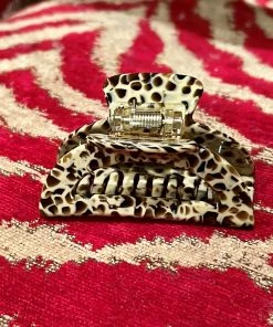 Ruby Stone Boutique Animal Print Clip ACCESSORIES