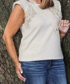 What's Hot Wood Beaded Circle Necklace