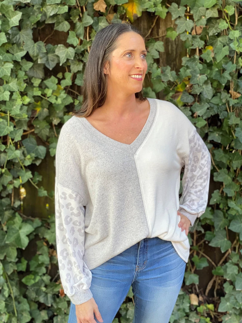 Gilli Color Block Animal Print Sweater