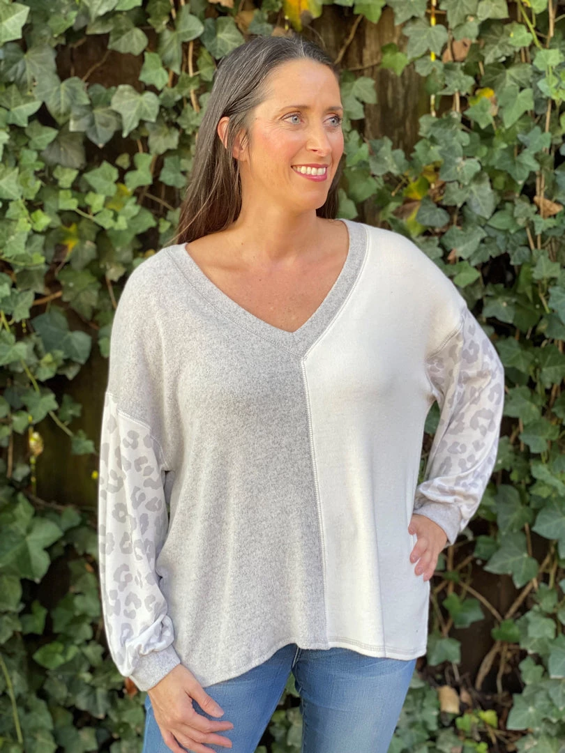 Gilli Color Block Animal Print Sweater