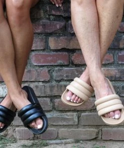 Ruby Stone Boutique Slide Into Summer: Tan