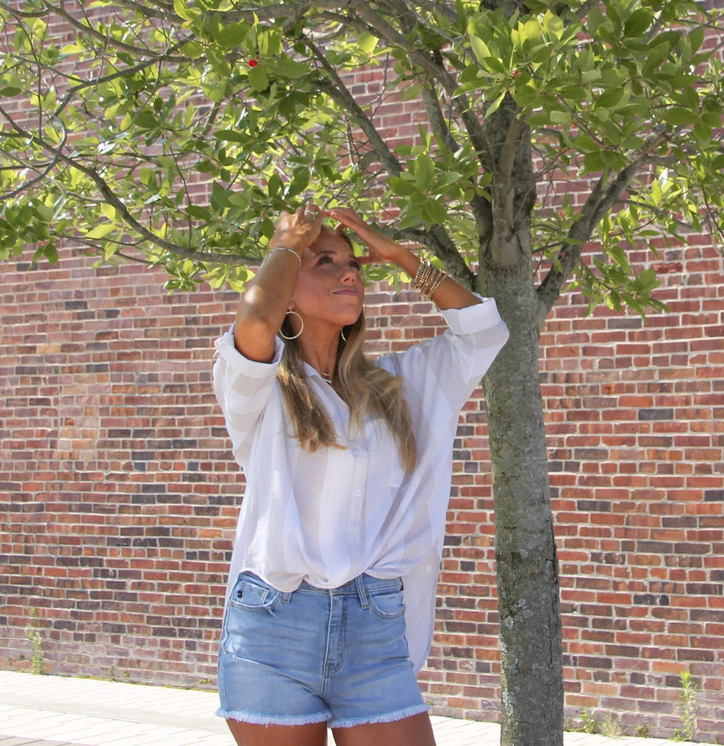 Ruby Stone Boutique Linen Look Boyfriend Shirt: Tan/White