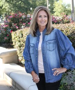 Zenana Chambray Puff Sleeve Top