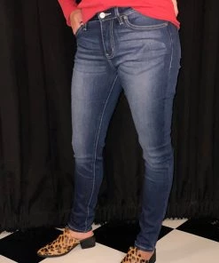 KanCan Mid-Rise Basic Jean