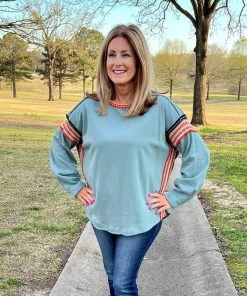 Easel Teal Multi-Color Top