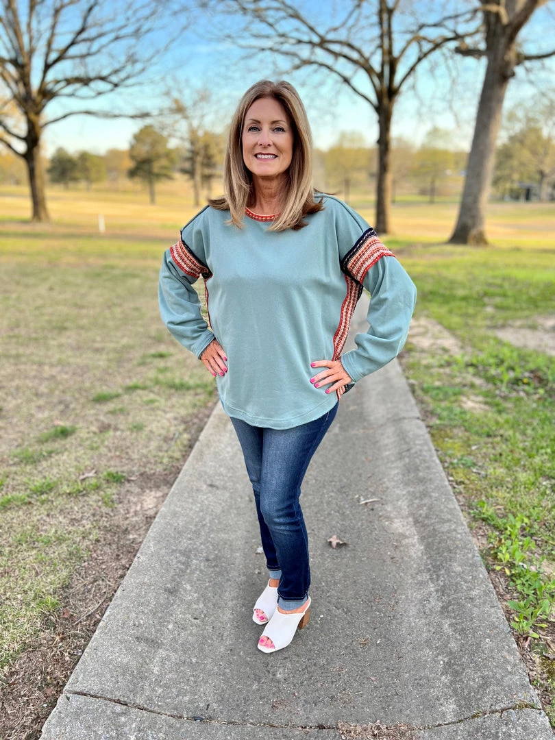 Easel Teal Multi-Color Top