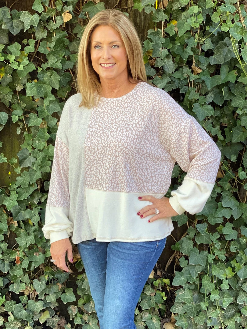 Gilli Tan-Grey Color Block Sweater