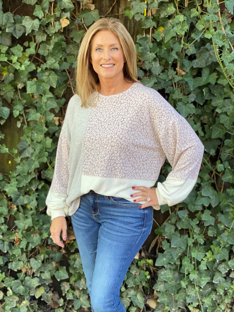 Gilli Tan-Grey Color Block Sweater