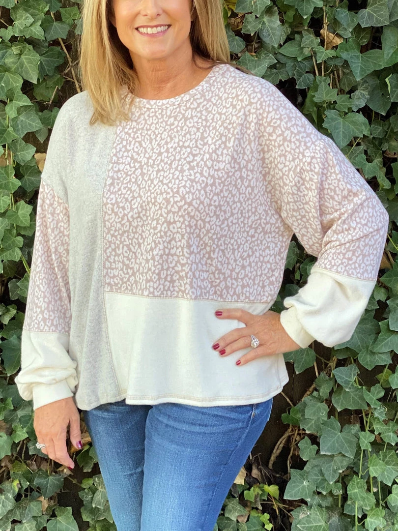 Gilli Tan-Grey Color Block Sweater