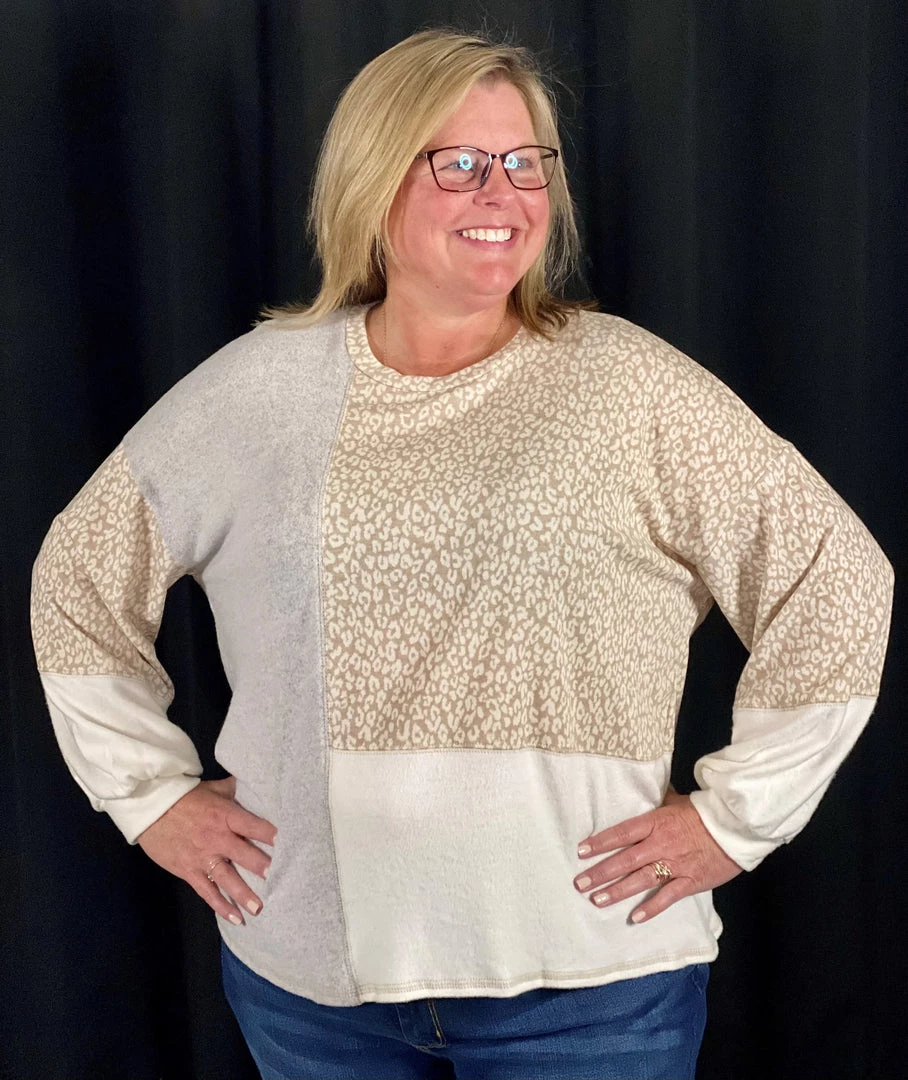 Gilli Tan-Grey Color Block Sweater