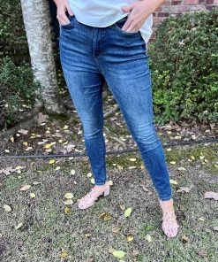 BOTTOMS Judy Blue Tummy Control Jeans
