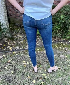 BOTTOMS Judy Blue Tummy Control Jeans