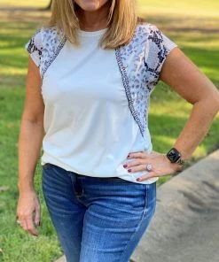 EPretty TOPS Mixed Print Braided Tee