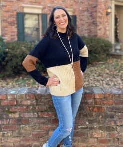 Andree By Unit Neutrals Color Block Sweater