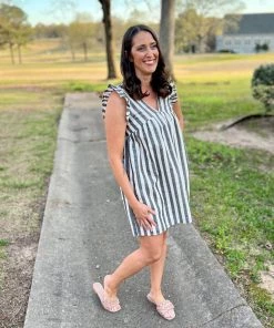 Andree By Unit Striped V-Neck Dress